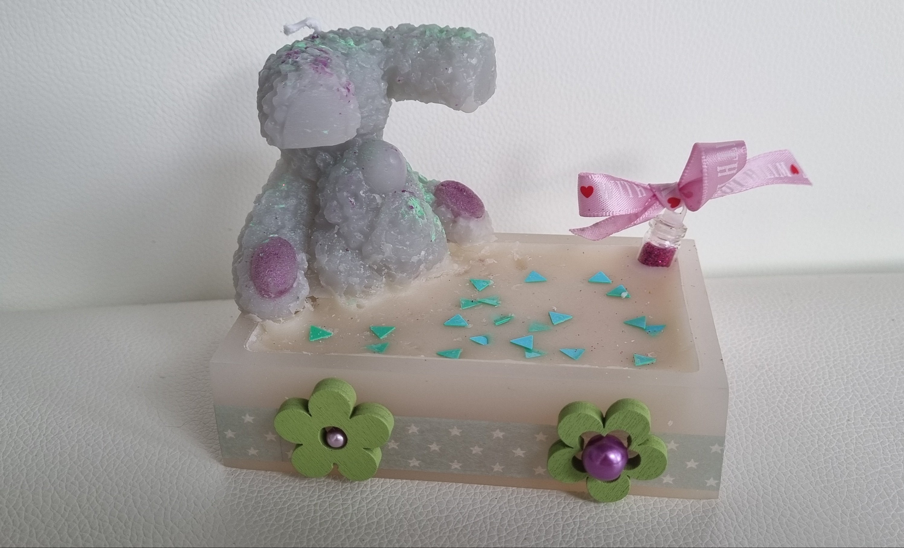 Bougie Ourson Coquin Tête en Bas - Cadeau Naissance Bébé